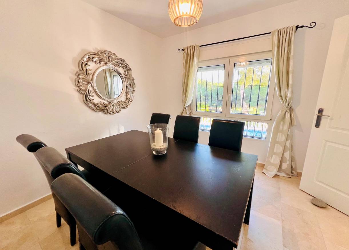 Bestaand - Villa - Orihuela Costa - Lomas de Campoamor-Las Ramblas