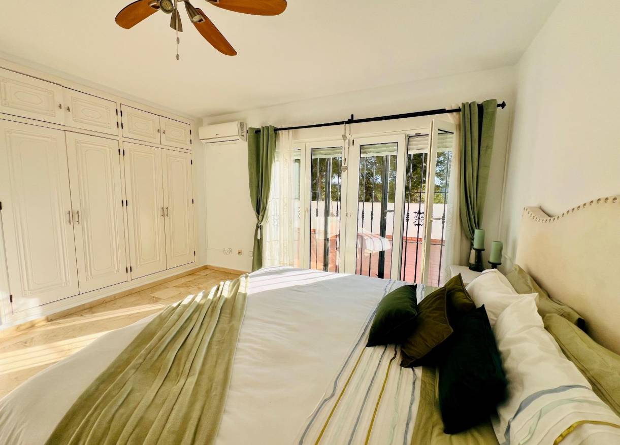 Bestaand - Villa - Orihuela Costa - Lomas de Campoamor-Las Ramblas