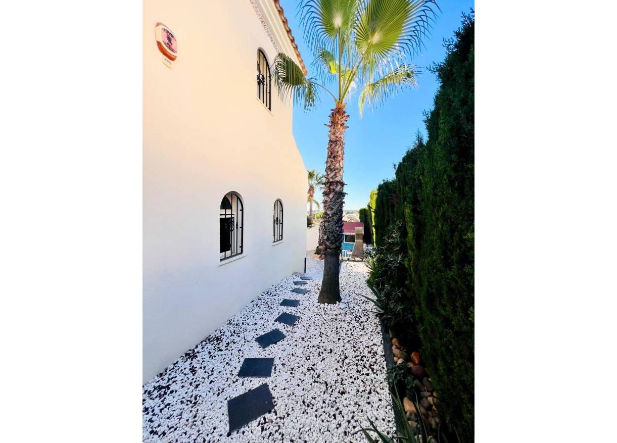 Bestaand - Villa - Orihuela Costa - Lomas de Campoamor-Las Ramblas