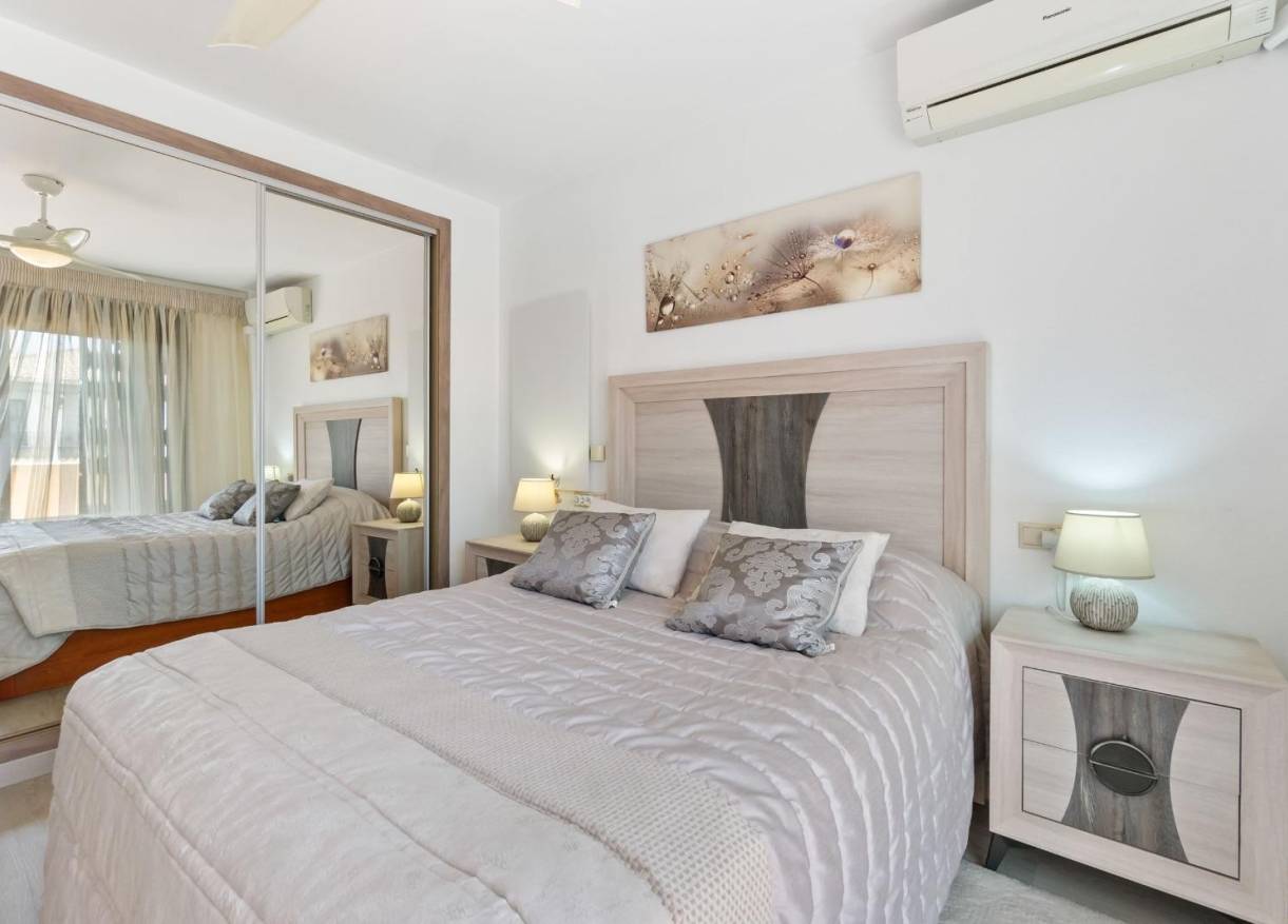 Bestaand - Townhouse / Semi-detached - Torrevieja - Aguas Nuevas