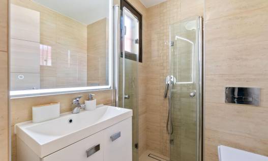 Bestaand - Townhouse / Semi-detached - Torrevieja - Aguas Nuevas