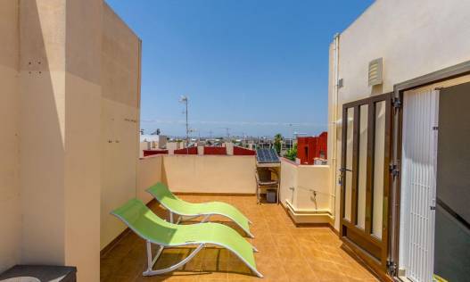 Bestaand - Townhouse / Semi-detached - Torrevieja - Aguas Nuevas
