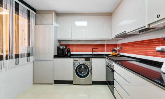 Bestaand - Townhouse / Semi-detached - Torrevieja - Aguas Nuevas