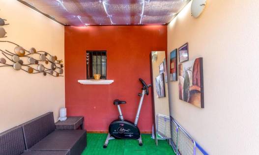 Bestaand - Townhouse / Semi-detached - Torrevieja - Aguas Nuevas