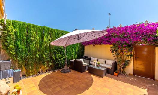 Bestaand - Townhouse / Semi-detached - Torrevieja - Aguas Nuevas