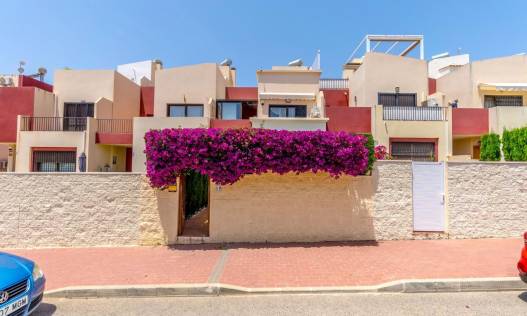 Bestaand - Townhouse / Semi-detached - Torrevieja - Aguas Nuevas