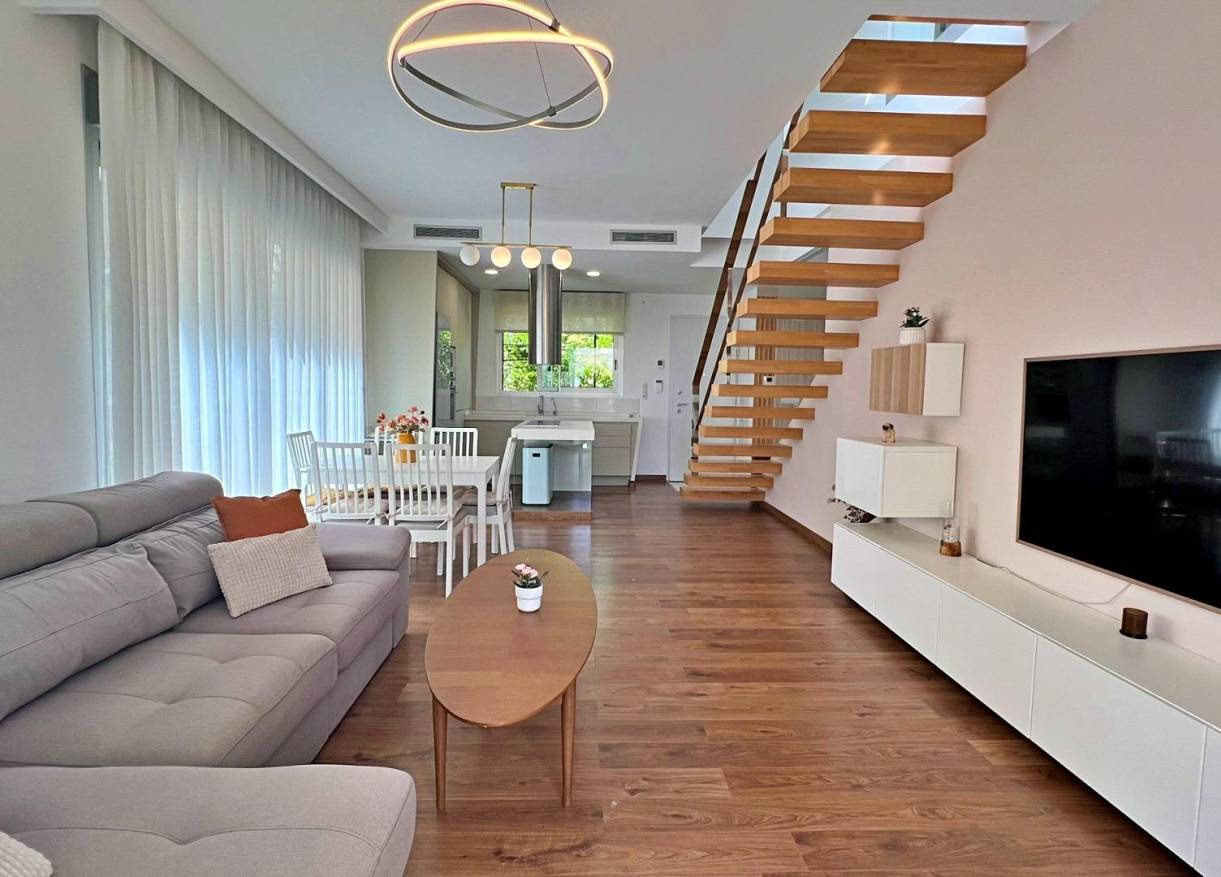 Bestaand - Villa - Pilar de la Horadada - PUEBLO LATINO