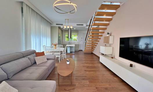 Bestaand - Villa - Pilar de la Horadada - PUEBLO LATINO