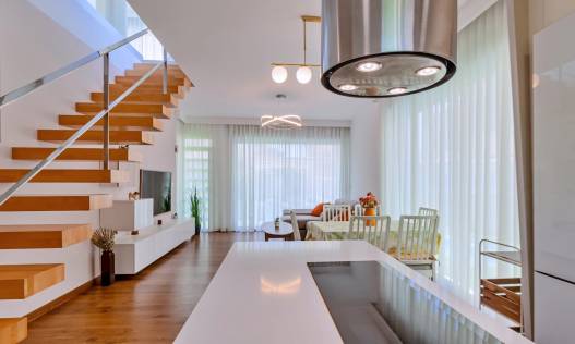 Bestaand - Villa - Pilar de la Horadada - PUEBLO LATINO