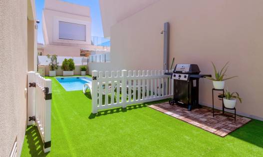 Bestaand - Villa - Pilar de la Horadada - PUEBLO LATINO