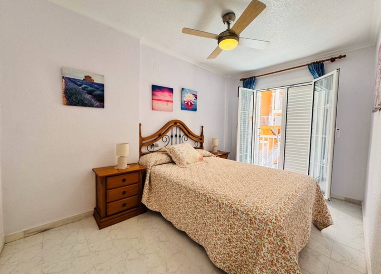 Bestaand - Townhouse / Semi-detached - La Mata - Puerto Romano