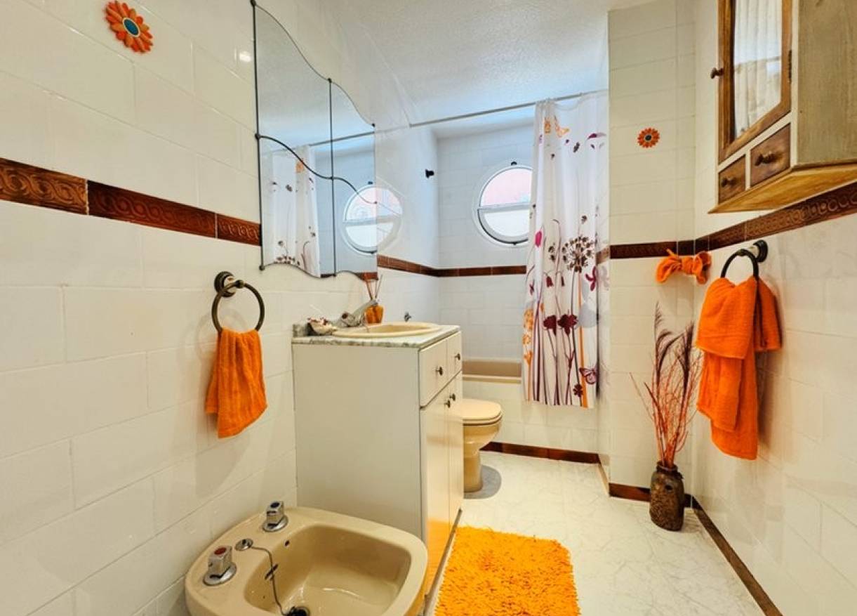 Bestaand - Townhouse / Semi-detached - La Mata - Puerto Romano