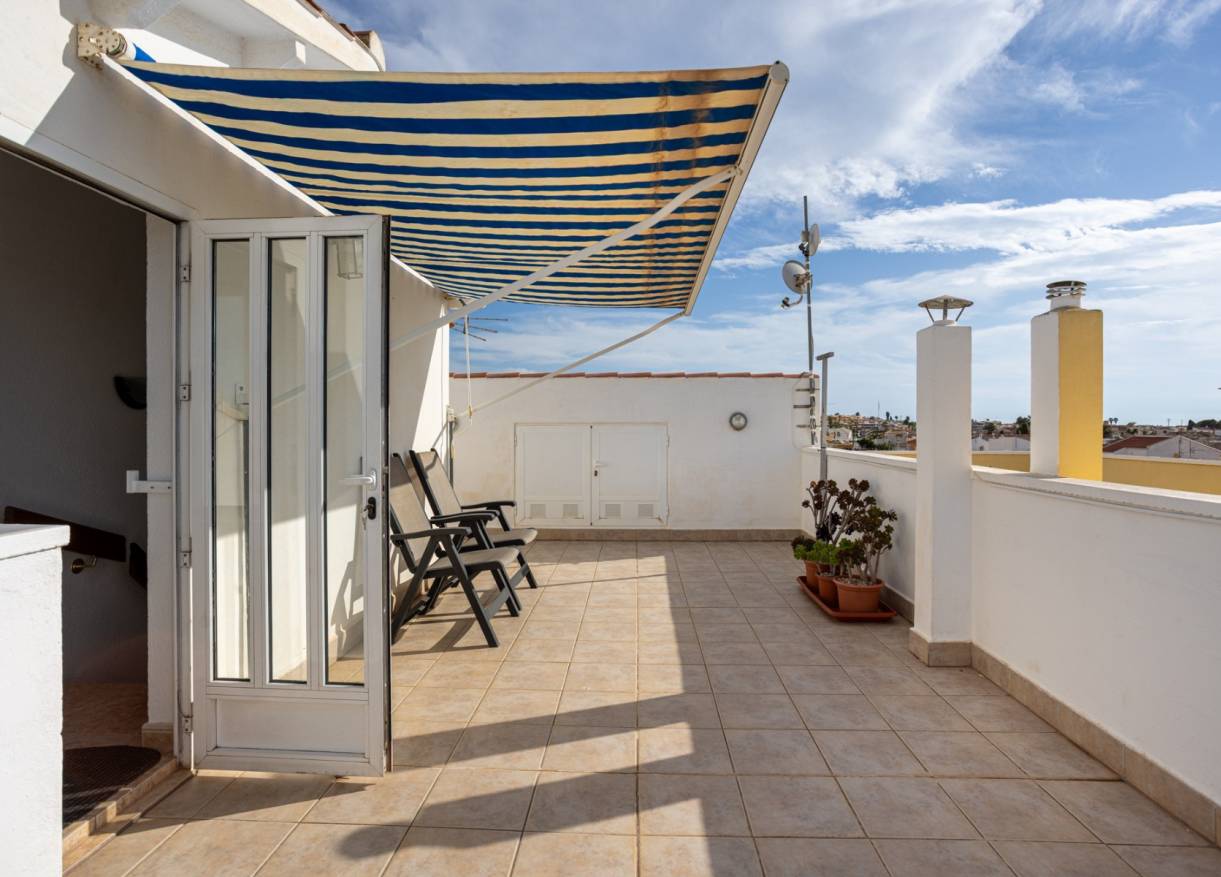 Bestaand - Townhouse / Semi-detached - Torrevieja - La Siesta