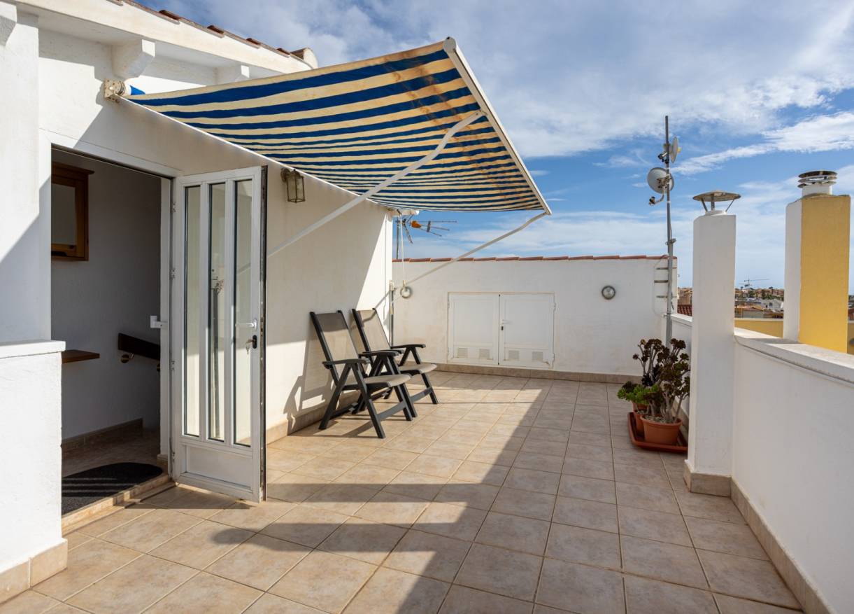 Bestaand - Townhouse / Semi-detached - Torrevieja - La Siesta
