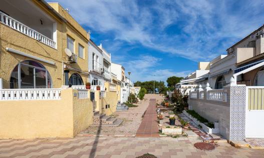 Bestaand - Townhouse / Semi-detached - Torrevieja - La Siesta