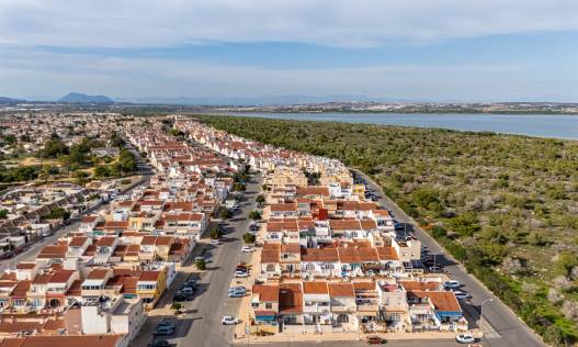 Bestaand - Townhouse / Semi-detached - Torrevieja - La Siesta