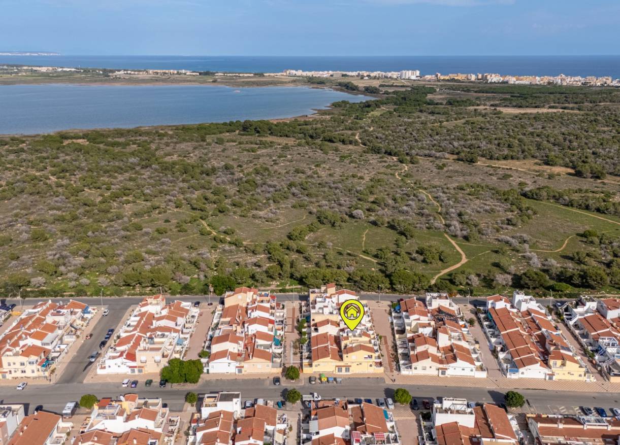 Bestaand - Townhouse / Semi-detached - Torrevieja - La Siesta
