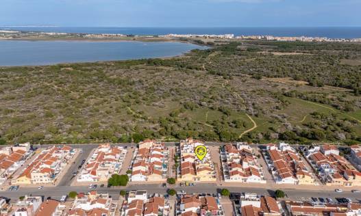 Bestaand - Townhouse / Semi-detached - Torrevieja - La Siesta
