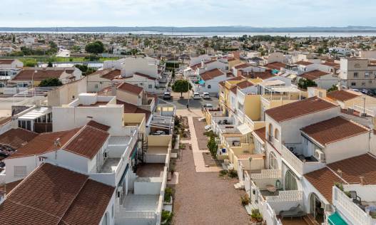 Bestaand - Townhouse / Semi-detached - Torrevieja - La Siesta