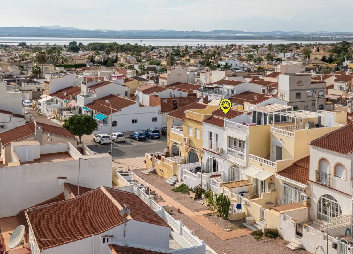 Bestaand - Townhouse / Semi-detached - Torrevieja - La Siesta