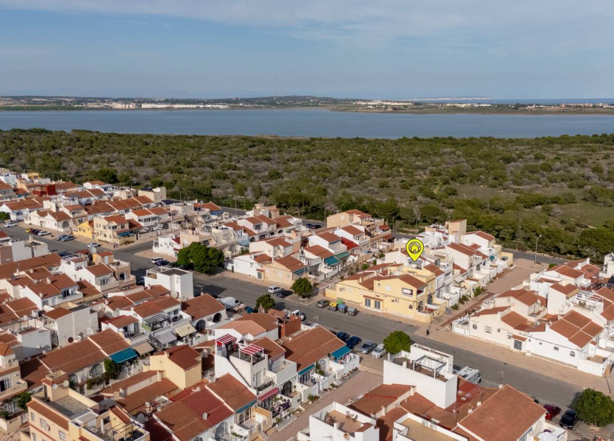 Bestaand - Townhouse / Semi-detached - Torrevieja - La Siesta