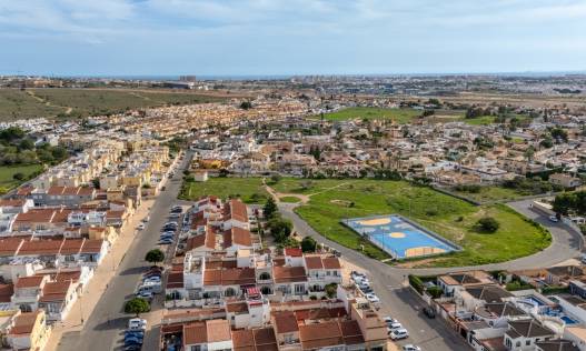 Bestaand - Townhouse / Semi-detached - Torrevieja - La Siesta