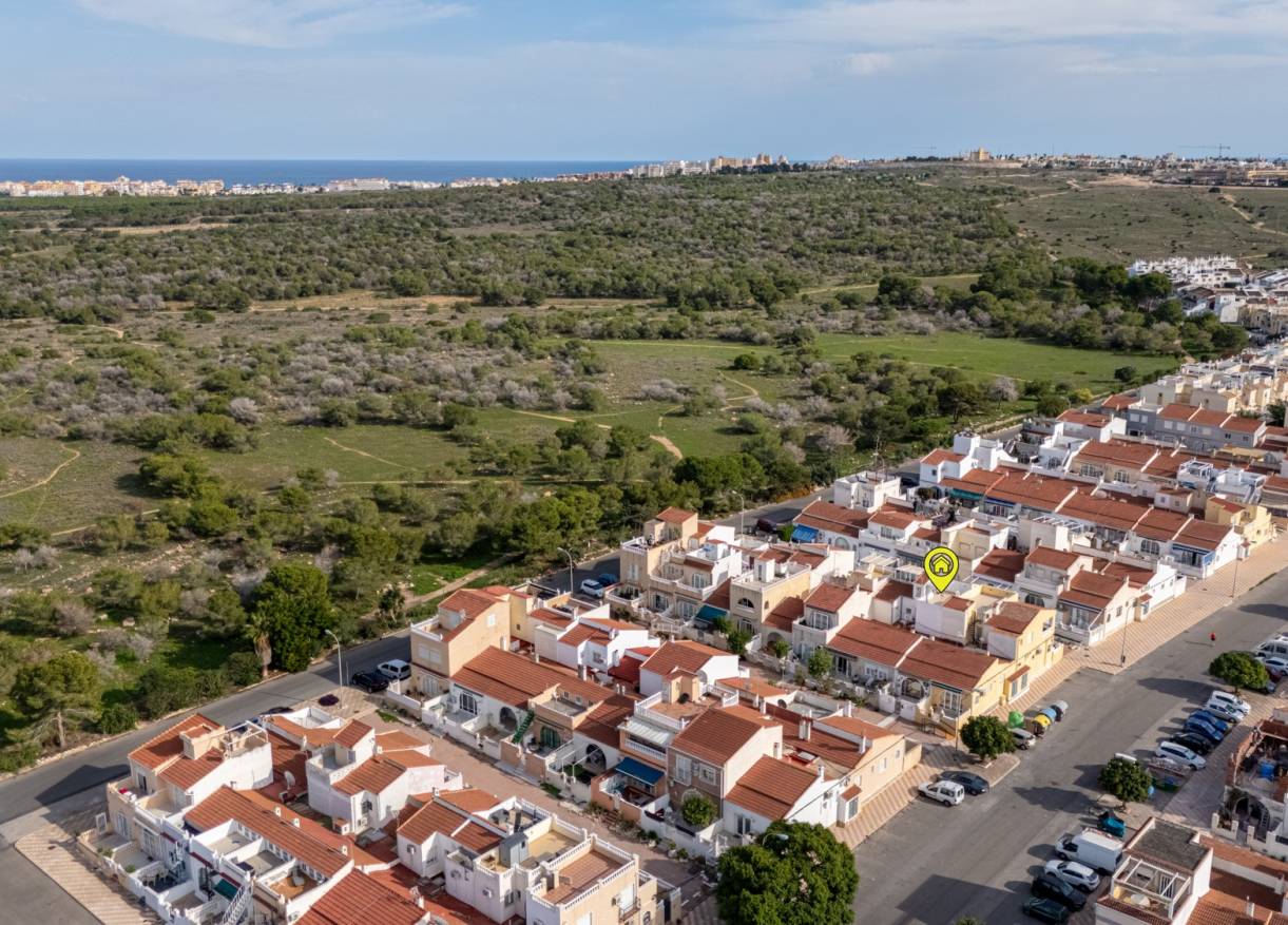 Bestaand - Townhouse / Semi-detached - Torrevieja - La Siesta