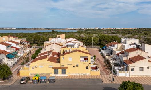 Bestaand - Townhouse / Semi-detached - Torrevieja - La Siesta