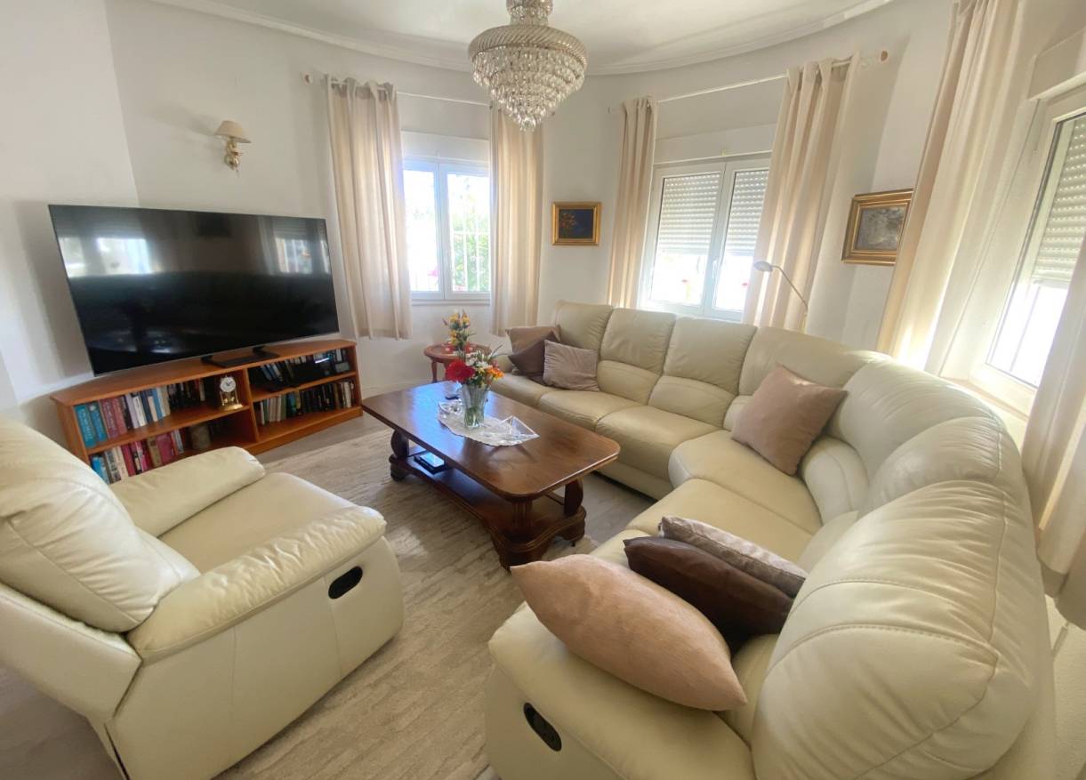 Bestaand - Villa - Ciudad Quesada - Central Quesada