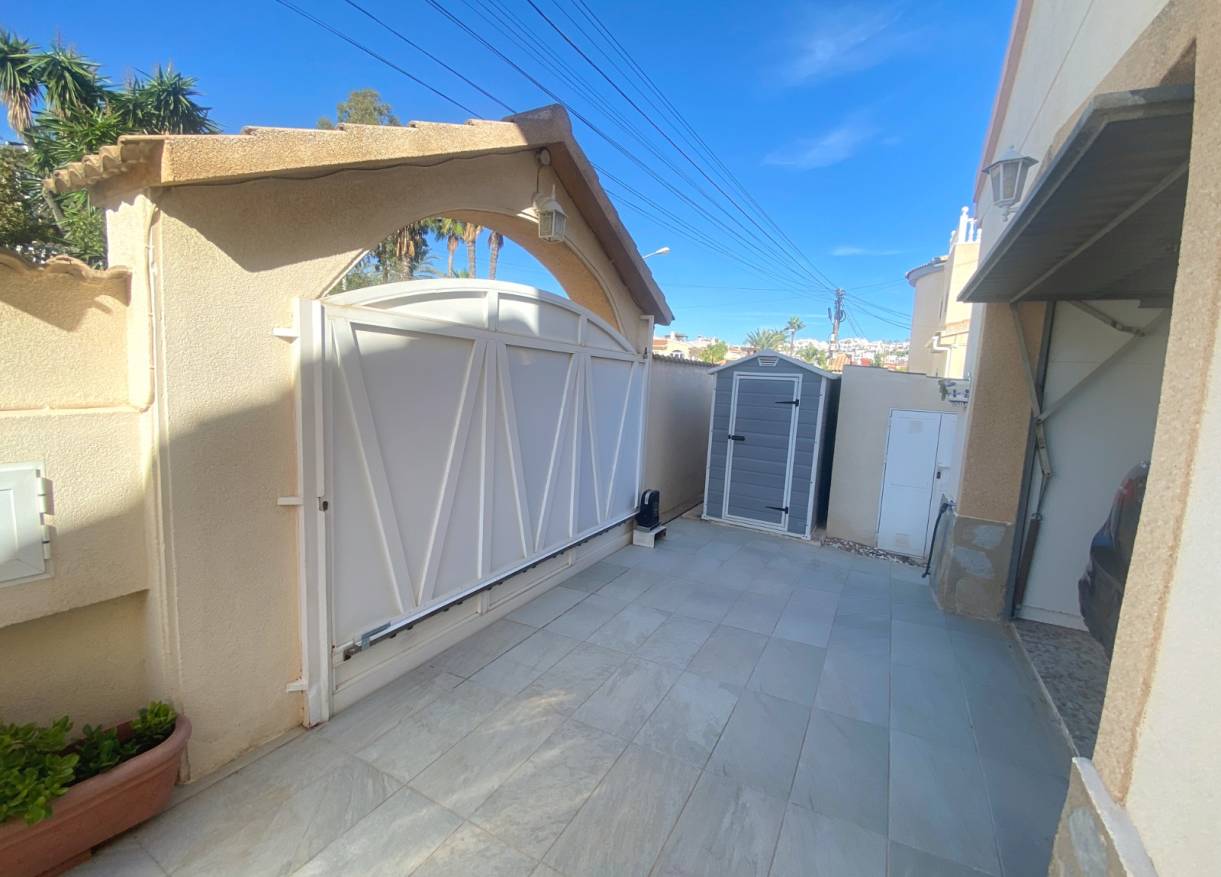 Bestaand - Villa - Ciudad Quesada - Central Quesada