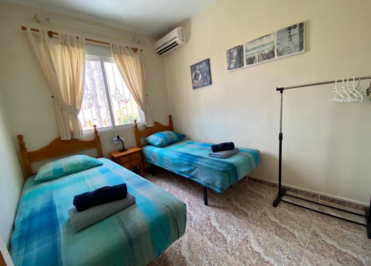 Vakantie verhuur - Townhouse / Semi-detached - Orihuela Costa