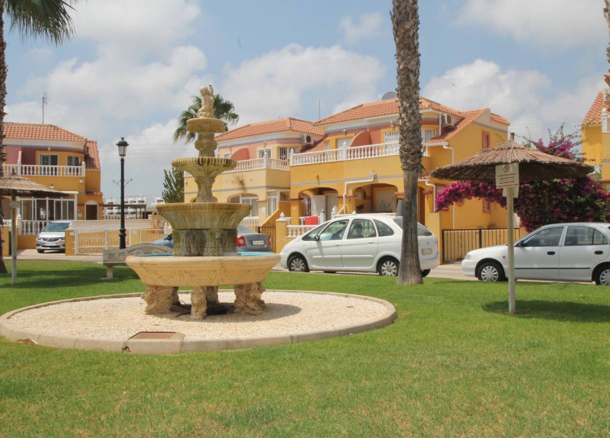 Vakantie verhuur - Townhouse / Semi-detached - Orihuela Costa