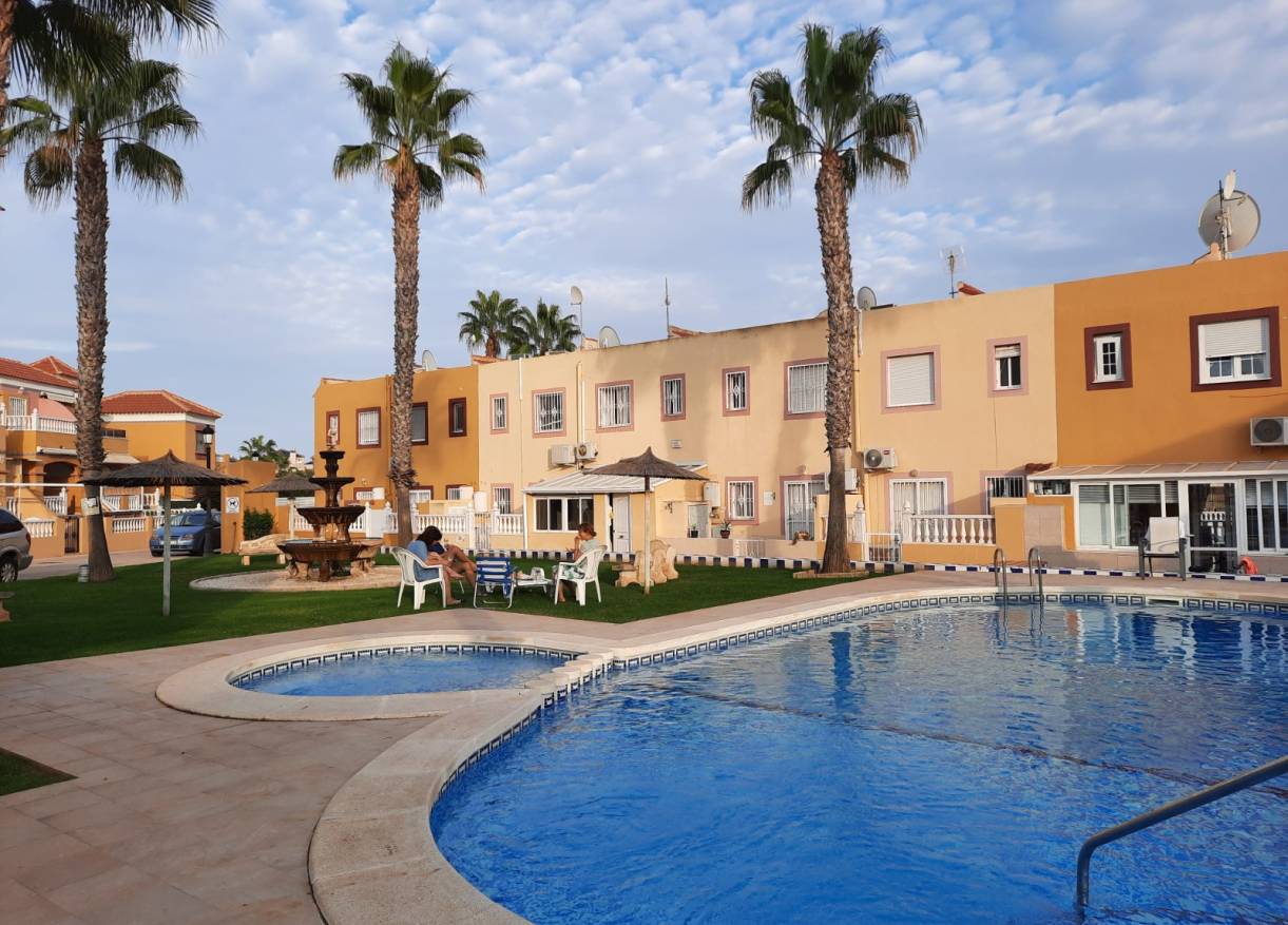 Vakantie verhuur - Townhouse / Semi-detached - Orihuela Costa