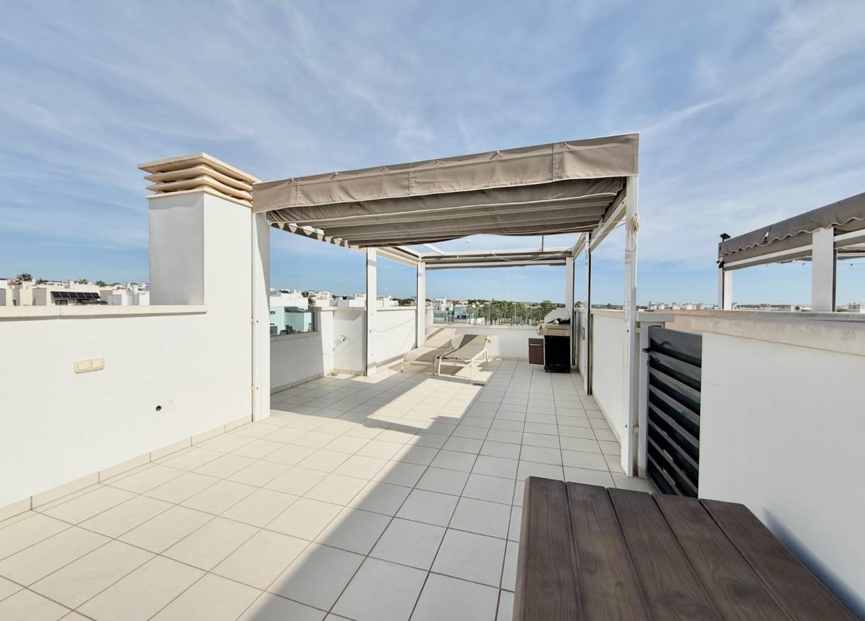 Bestaand - Townhouse / Semi-detached - Ciudad Quesada - Lo Marabu