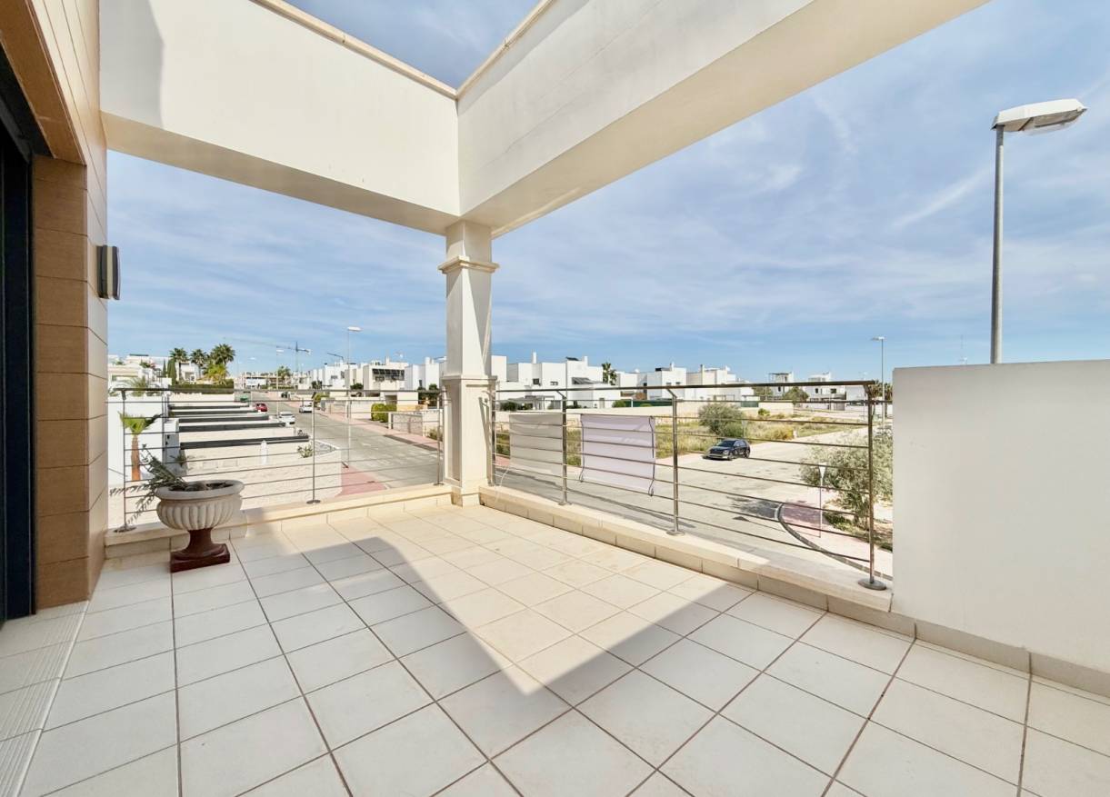 Bestaand - Townhouse / Semi-detached - Ciudad Quesada - Lo Marabu