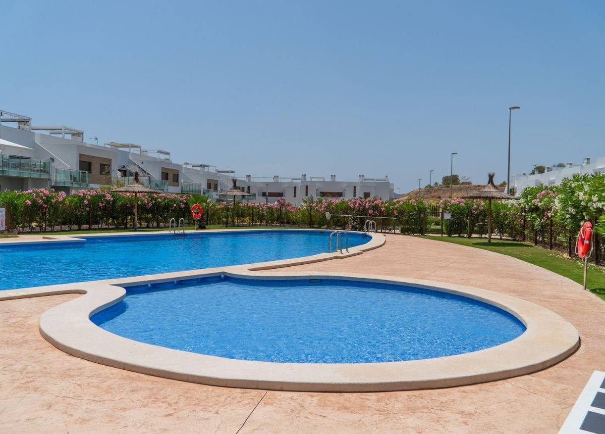 Nieuwbouw - Townhouse / Semi-detached - Orihuela Costa - Vistabella golf