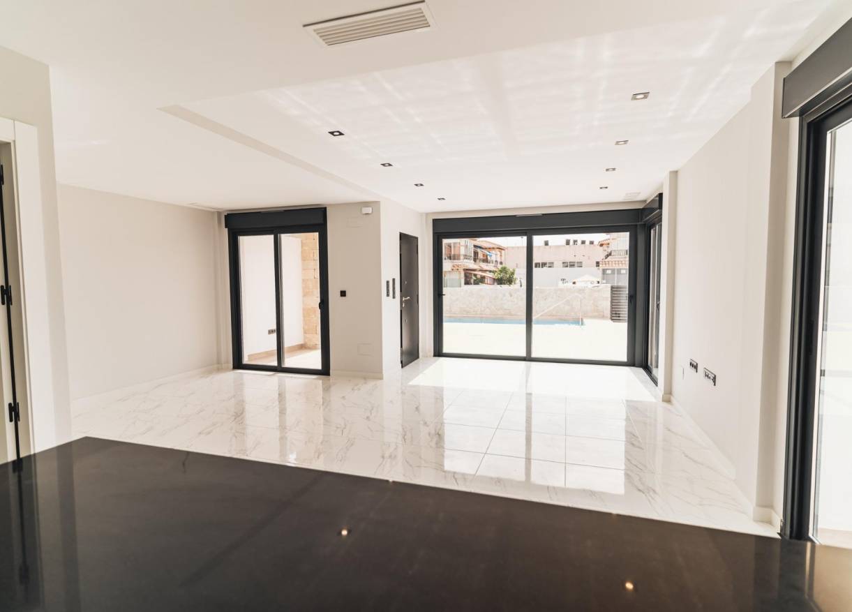 Nieuwbouw - Villa - Orihuela Costa - Punta Prima