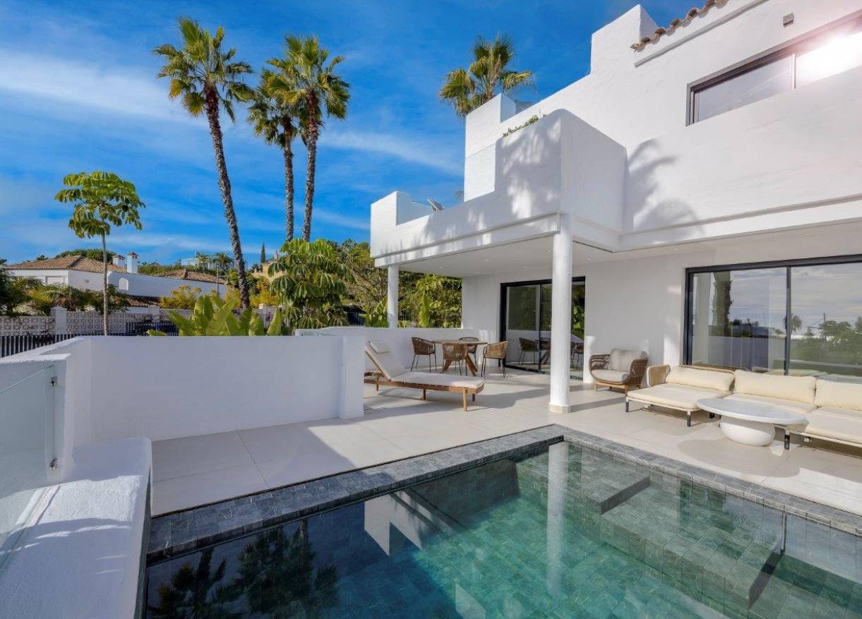 Nieuwbouw - Townhouse / Semi-detached - El Paraíso - Estepona, El Paraiso