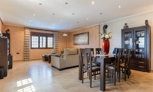 Bestaand - Villa - Los Montesinos - La Herrada