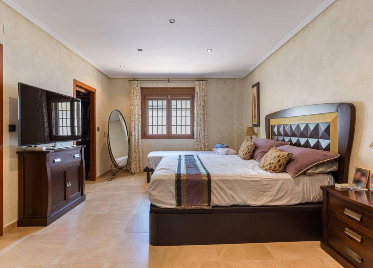 Bestaand - Villa - Los Montesinos - La Herrada