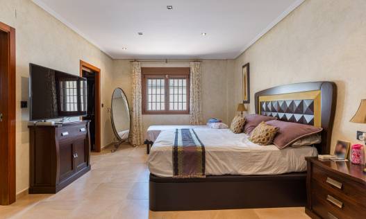 Bestaand - Villa - Los Montesinos - La Herrada