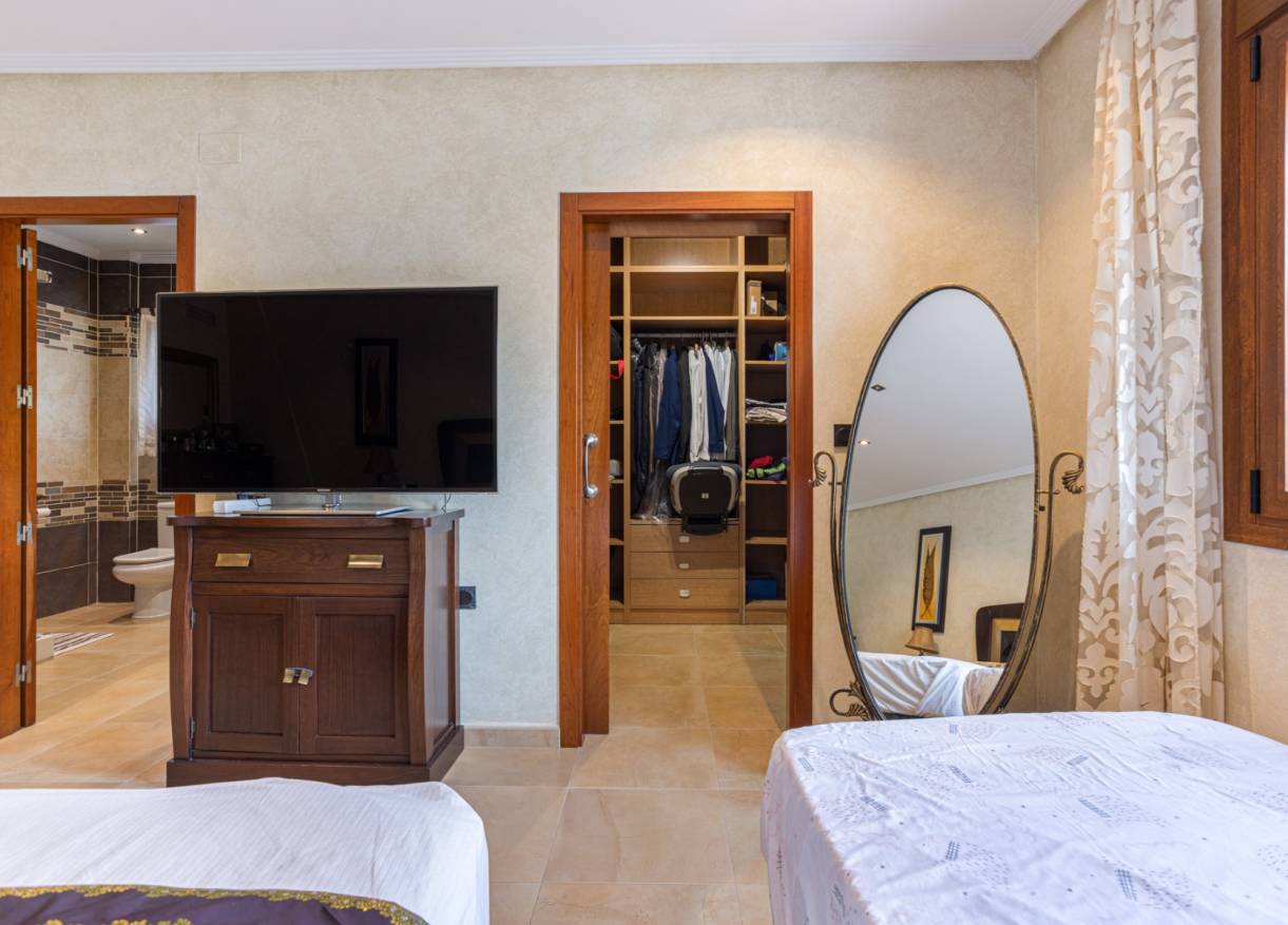 Bestaand - Villa - Los Montesinos - La Herrada