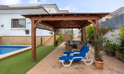 Bestaand - Villa - Los Montesinos - La Herrada