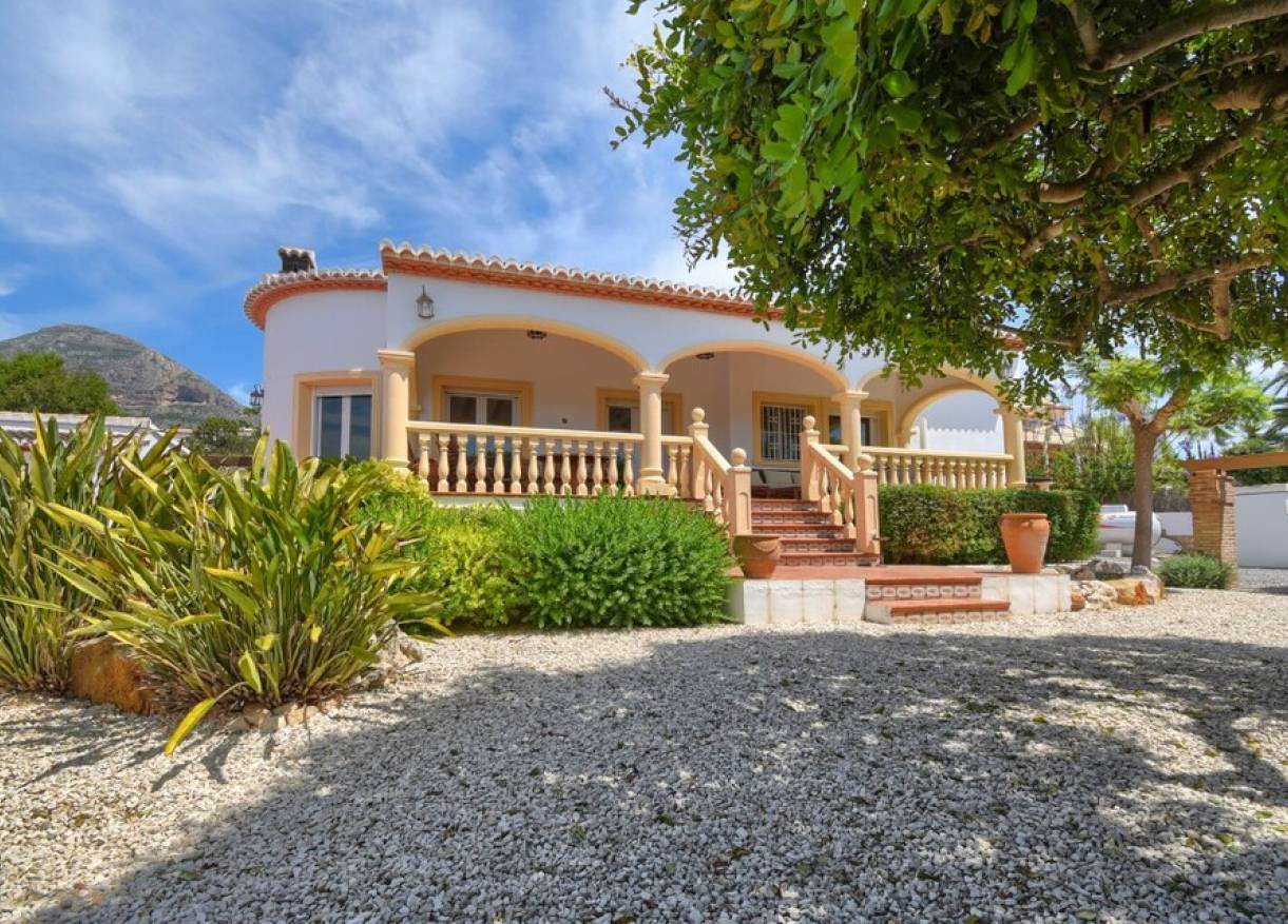 Bestaand - Villa - Jávea - Montgo