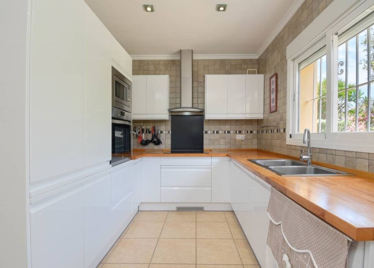 Bestaand - Villa - Jávea - Montgo