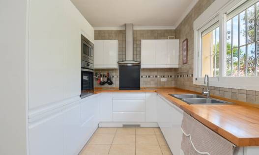 Bestaand - Villa - Jávea - Montgo