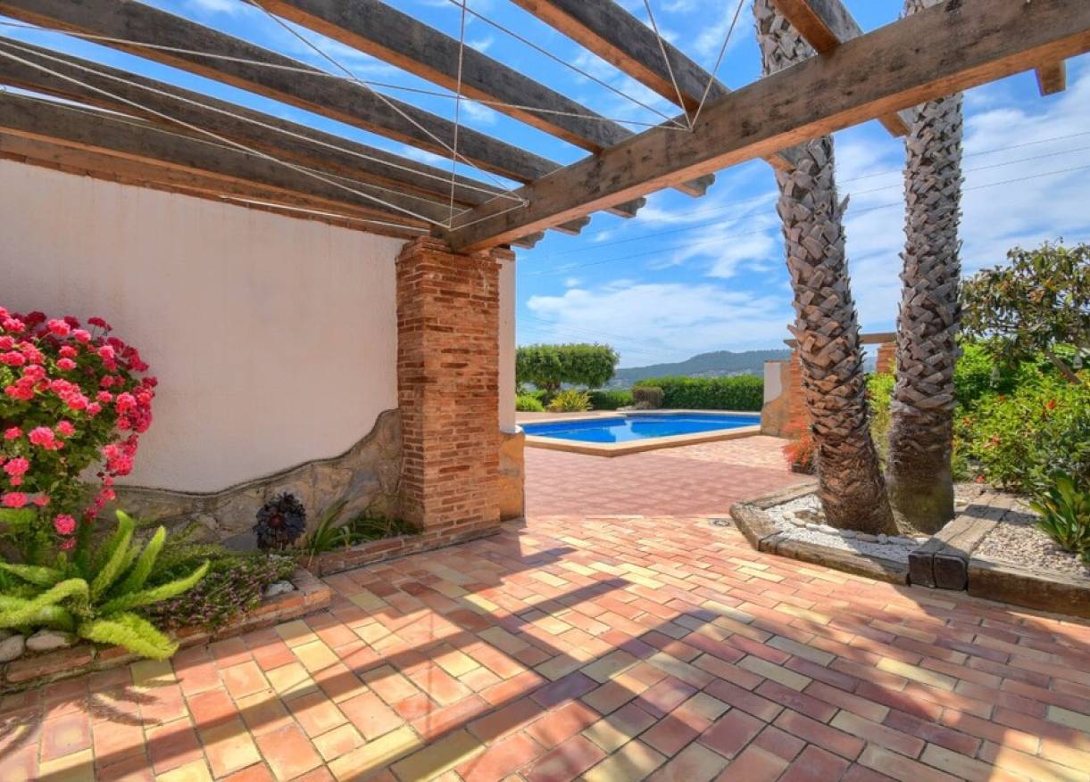 Bestaand - Villa - Jávea - Montgo