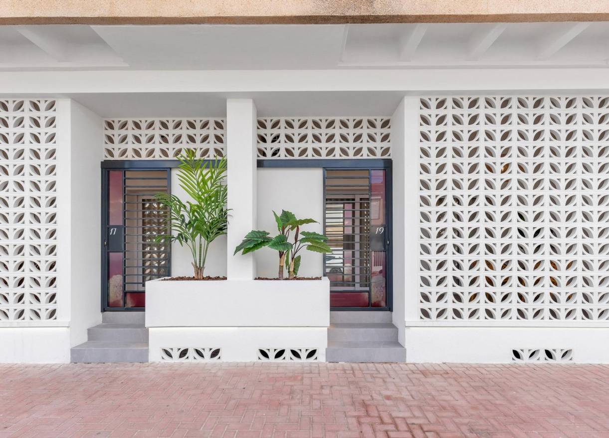 Nieuwbouw - Ground floor apartment - Torrevieja - Playa Los Naufragos