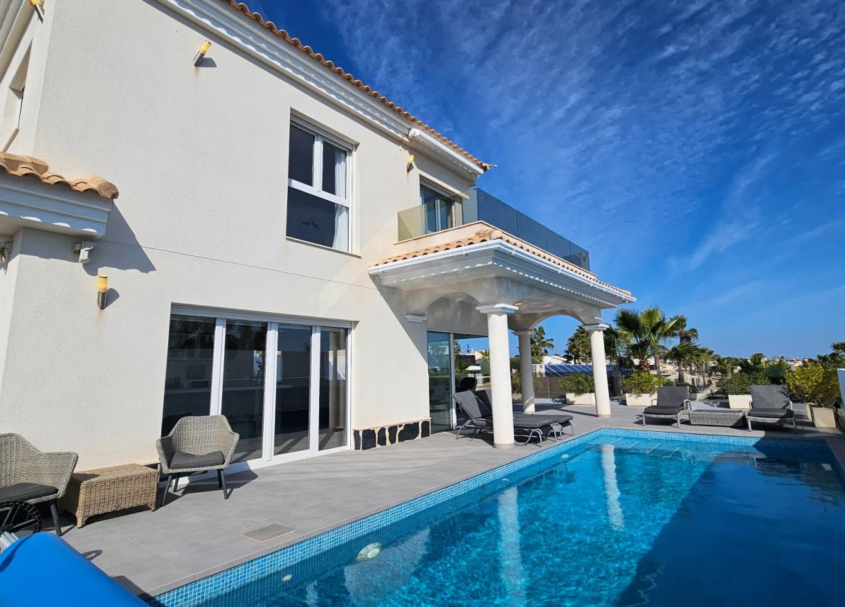 Vakantie verhuur - Villa - La Marina - Alicante