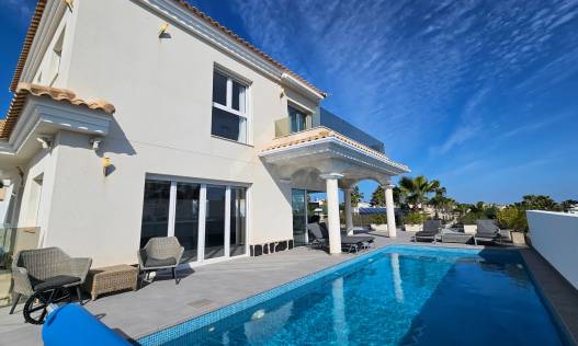 Vakantie verhuur - Villa - La Marina - Alicante